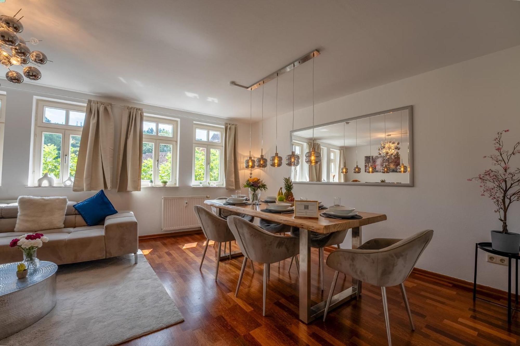 Schlossberg Residences - Markplatz City-Apartment ヴァインハイム エクステリア 写真