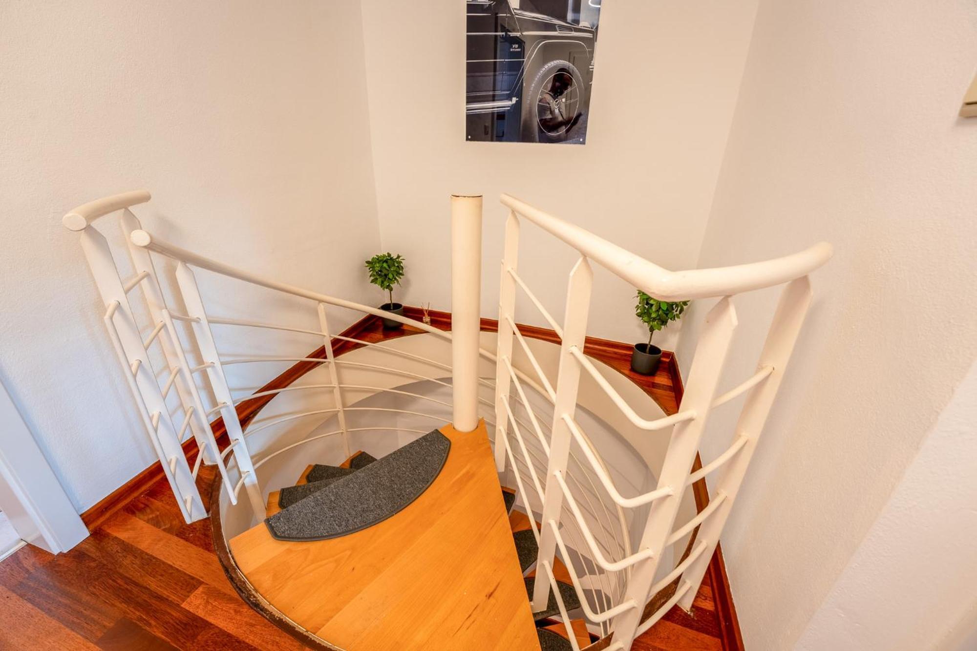 Schlossberg Residences - Markplatz City-Apartment ヴァインハイム エクステリア 写真